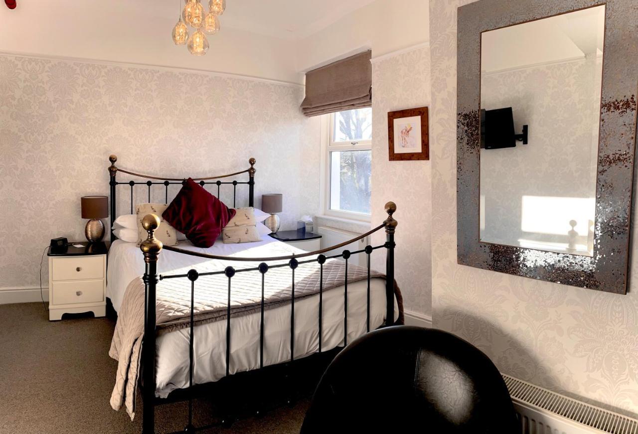 Glenville House - Adults Only - Incl Free Off-Site Health Club With Swimming Pool, Hot Tub, Sauna & Steam Room Bowness-on-Windermere Ngoại thất bức ảnh
